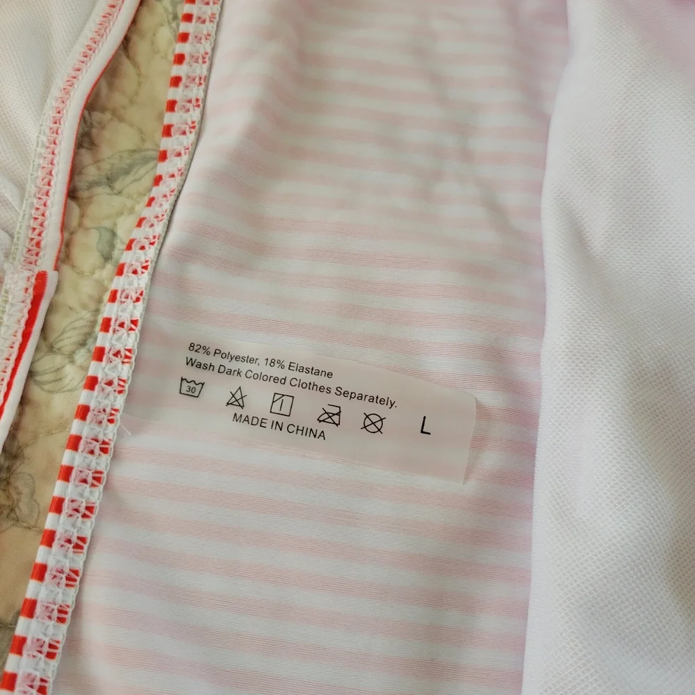 NEW 2 piece red and white stripped bathing suit. Size L - Picture 6 of 8
